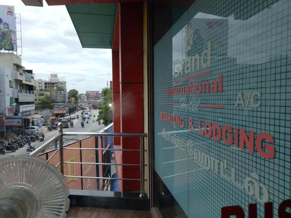 Grand International Erode Bagian luar foto